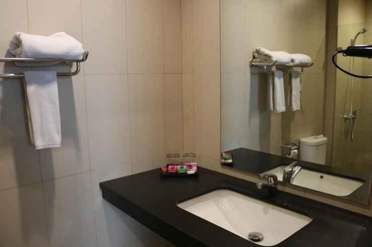 Hotel Dafam Rio Bandung Exterior photo