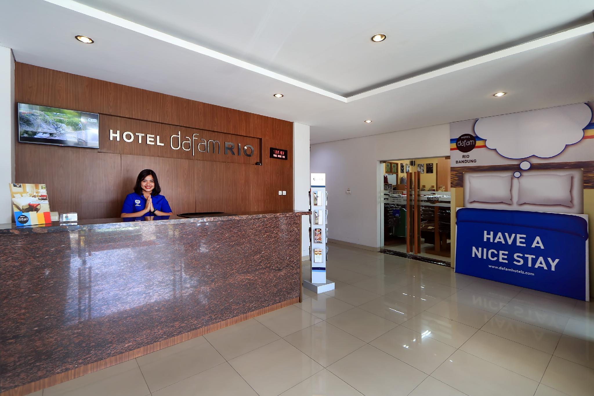 Hotel Dafam Rio Bandung Exterior photo