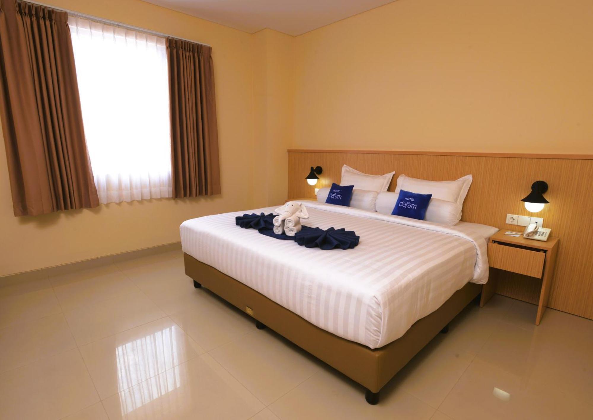 Hotel Dafam Rio Bandung Exterior photo