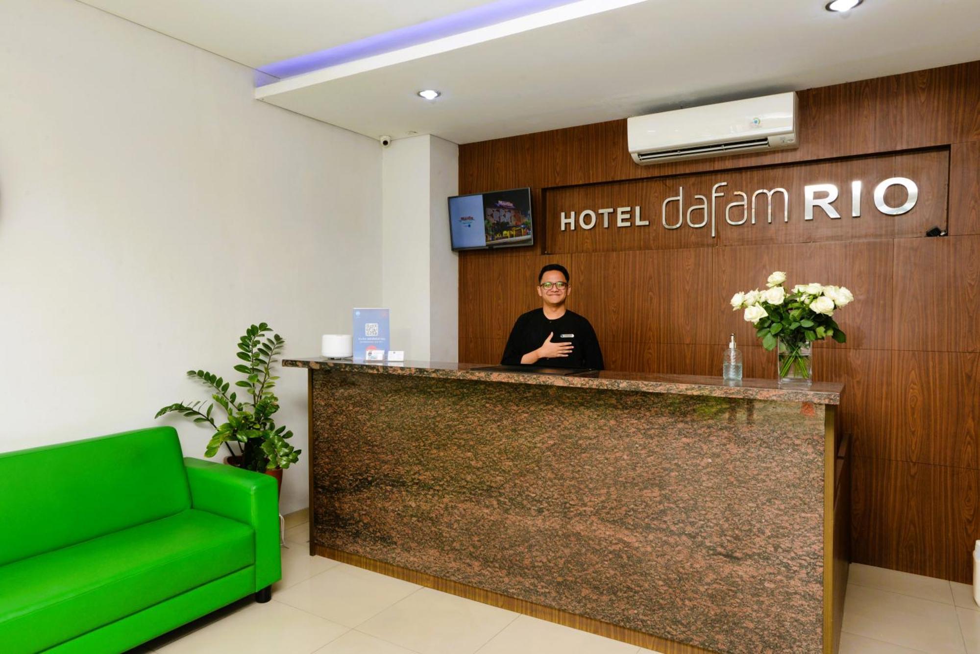 Hotel Dafam Rio Bandung Exterior photo
