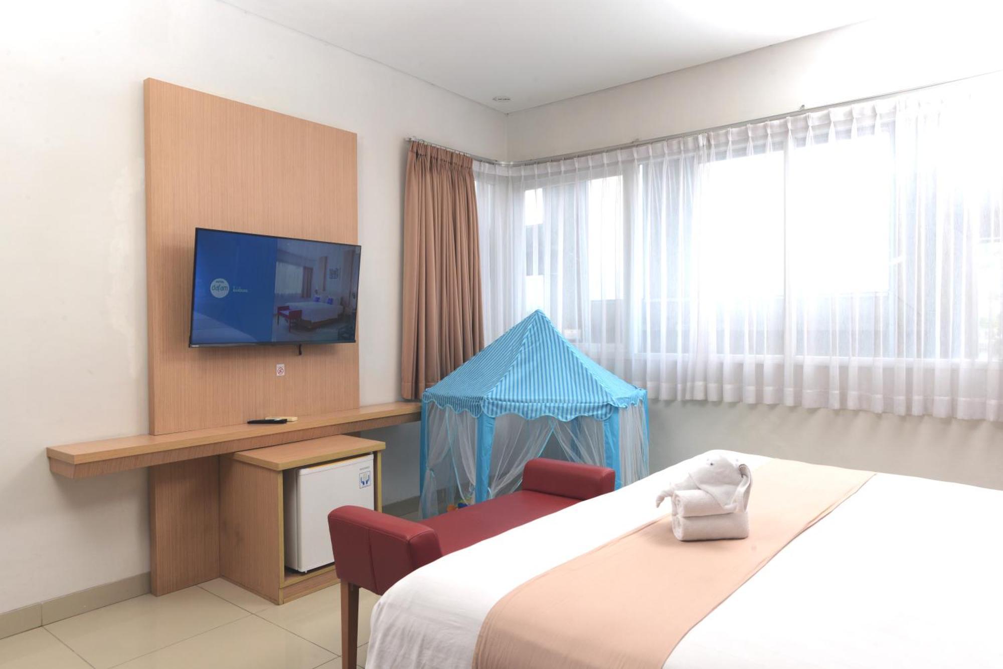 Hotel Dafam Rio Bandung Exterior photo
