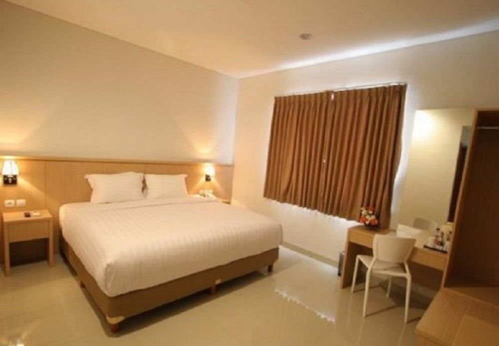 Hotel Dafam Rio Bandung Exterior photo